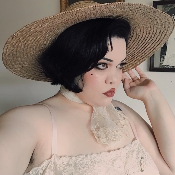 Meet your Posher, Jocelyne - Picture 4 of 8